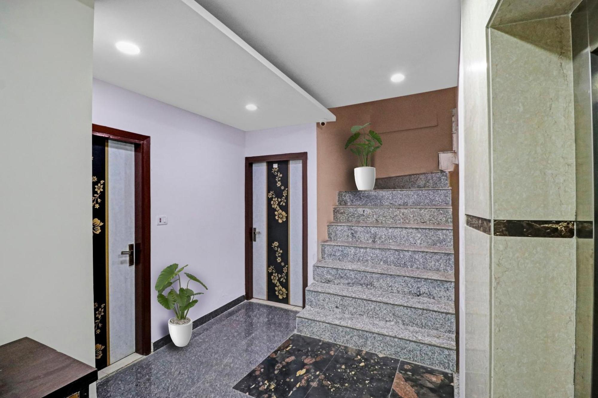Hotel Stay House Nueva Delhi Exterior foto