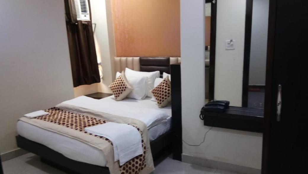 Hotel Stay House Nueva Delhi Exterior foto